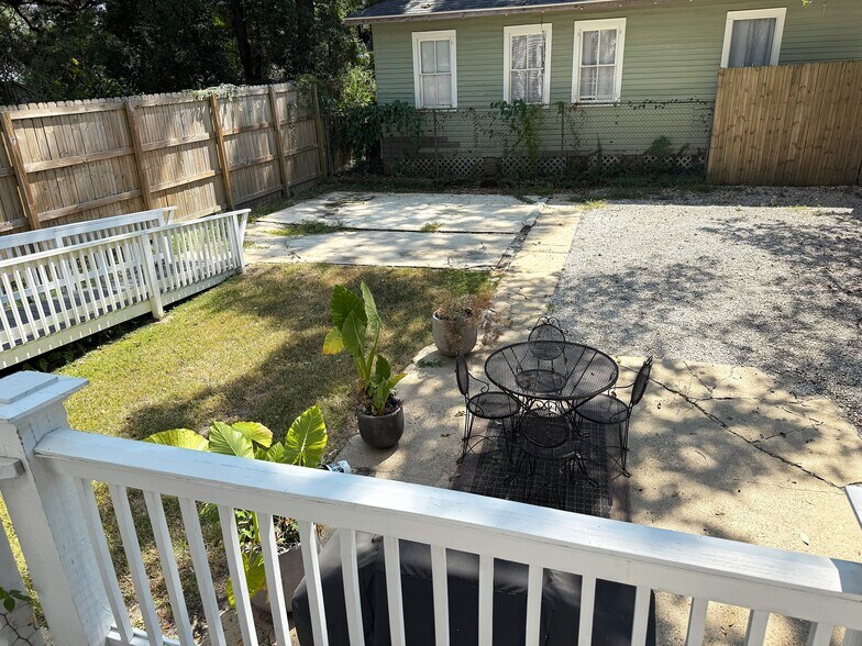 1327 Spring Hill Ave, Mobile, AL for lease - Building Photo - Image 2 of 9