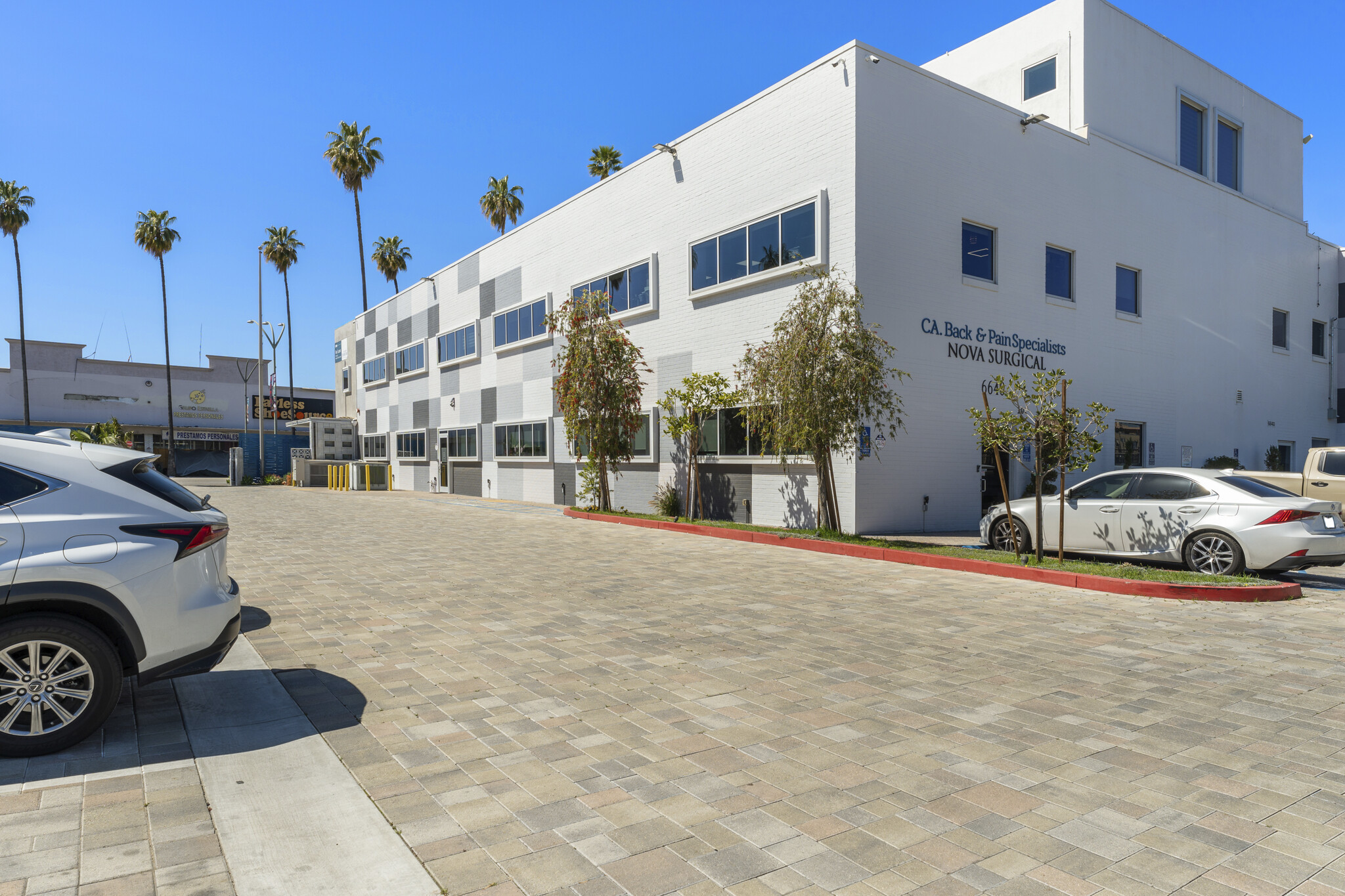 6640 Van Nuys Blvd, Van Nuys, CA for sale Primary Photo- Image 1 of 1