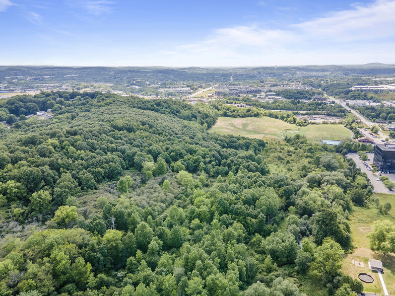 8032 Rowan Rd, Cranberry Township, PA for sale - Aerial - Image 3 of 6