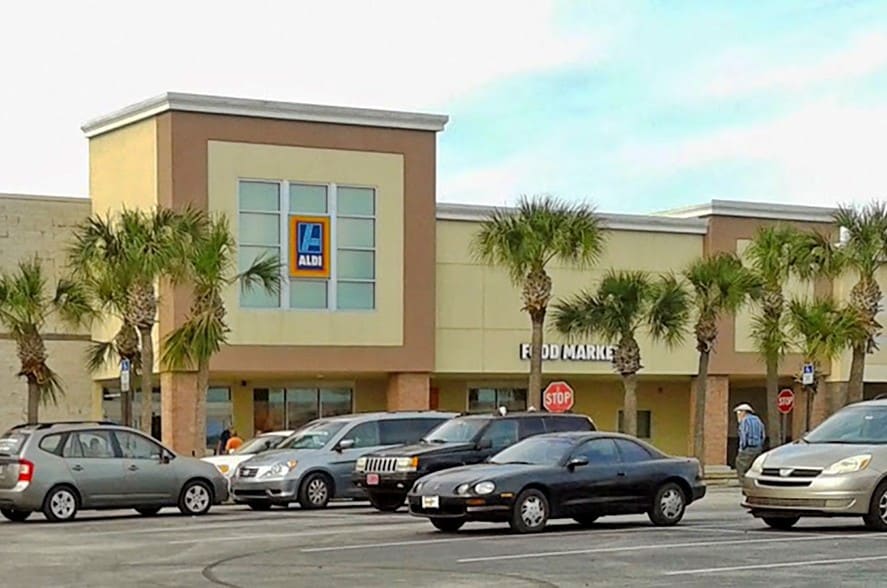 820 Palm Bay Rd, Palm Bay, FL for sale - Building Photo - Image 1 of 1