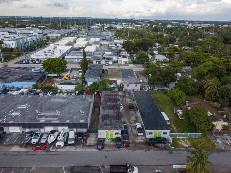 537-549 NE 34th St, Oakland Park, FL for sale - Aerial - Image 3 of 4