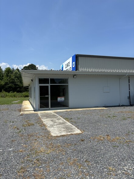 3323 Cosby Hwy, Cosby, TN for lease - Building Photo - Image 1 of 3