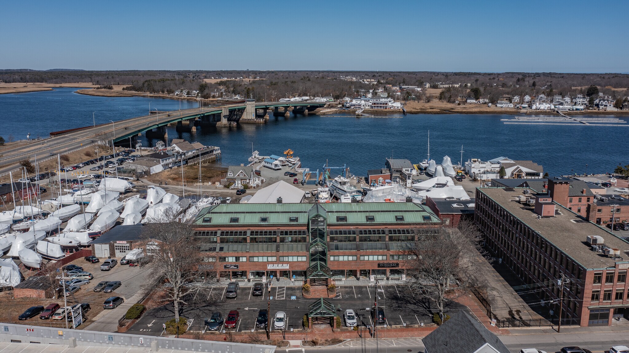 58 Merrimac St, Newburyport, MA 01950 Beautiful Retail Space at