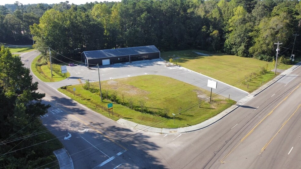 500 S Live Oak Dr, Moncks Corner, SC for sale - Primary Photo - Image 1 of 1