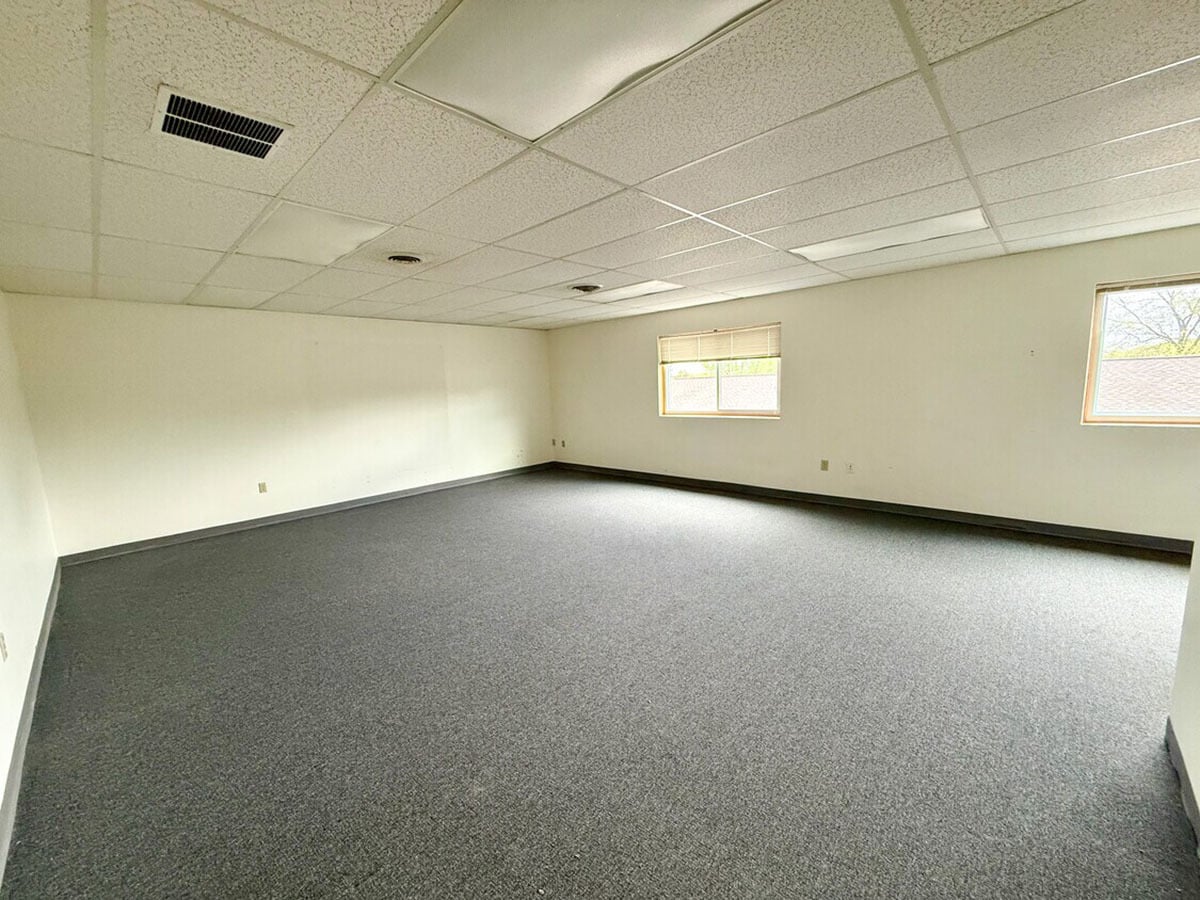 2738 W College Ave, State College, PA for lease Interior Photo- Image 1 of 1