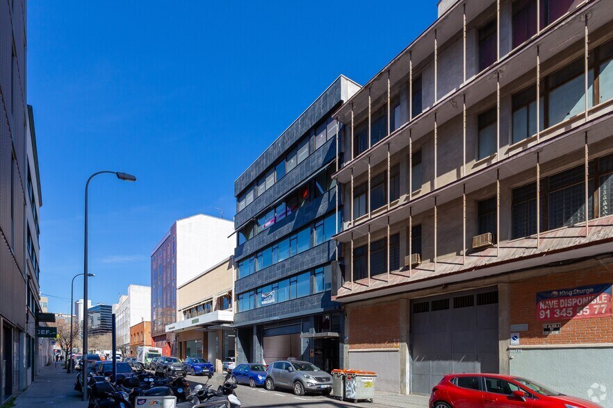 Calle Alfonso Gómez, 41, Madrid, Madrid for sale - Building Photo - Image 2 of 2