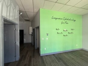 5162-5180 Wilshire Blvd, Los Angeles, CA for lease Interior Photo- Image 2 of 3