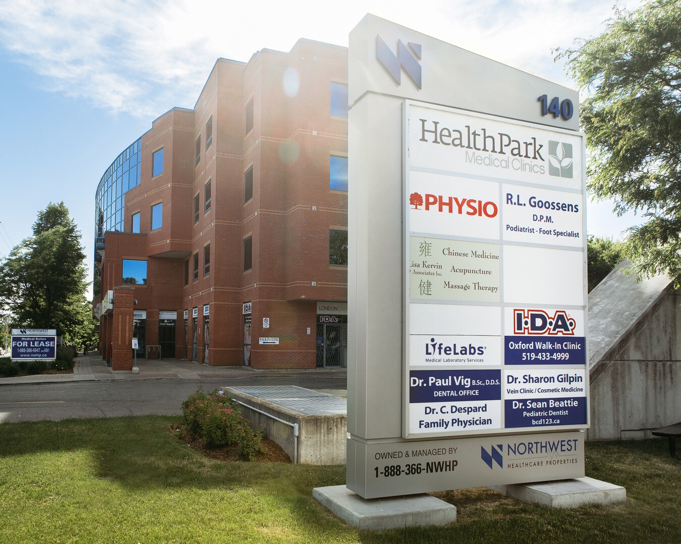 140 E Oxford St, London, ON N6A 5R9 Oxford Health Centre 140 E Oxford St, London, ON N6A 5R9 Oxford Health Centre