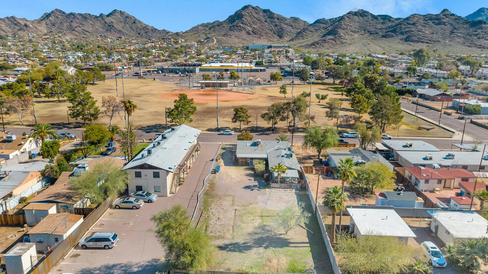 8916 N 11th St, Phoenix, AZ for sale - Building Photo - Image 3 of 32