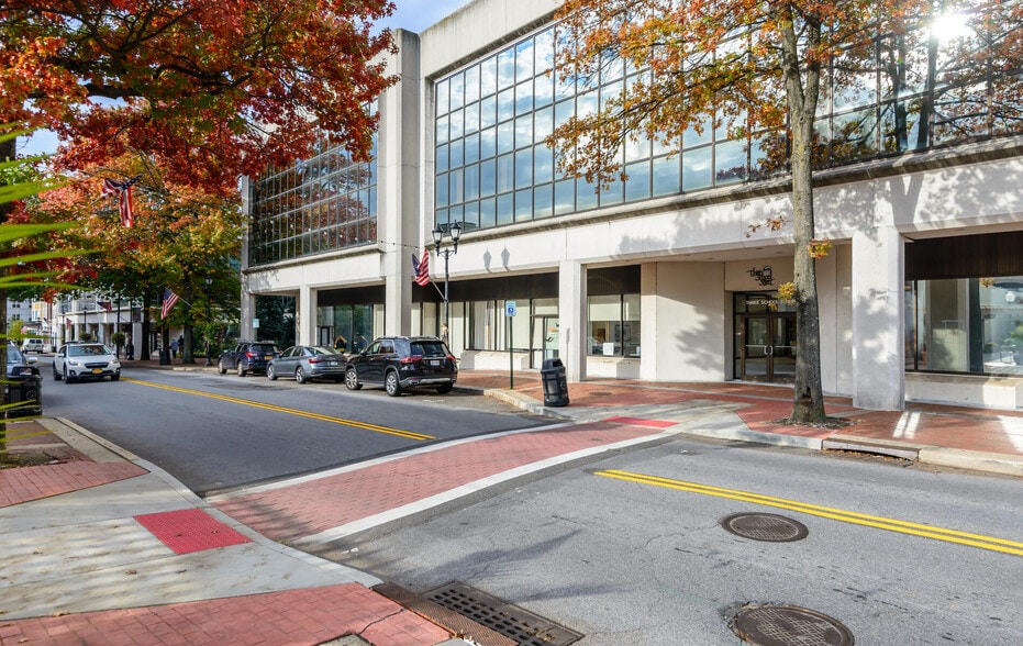 3 School St, Glen Cove, NY for sale - Building Photo - Image 2 of 11