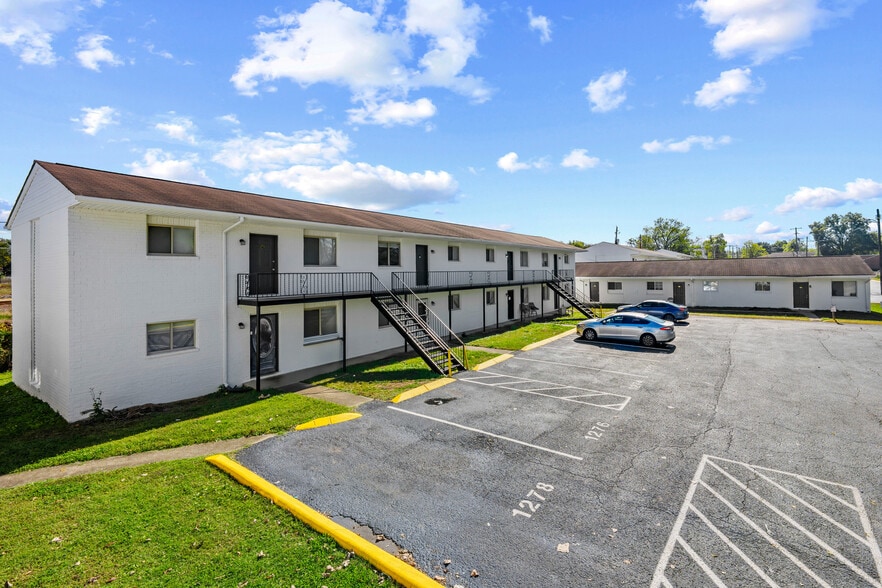 1200 WH Davis Dr, Nashville, TN for sale - Building Photo - Image 1 of 41