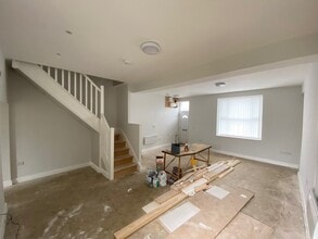 7 Market St, Caerphilly for lease Interior Photo- Image 1 of 1
