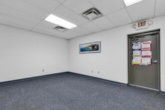 1042 Dublin Rd, Columbus, OH for lease Interior Photo- Image 2 of 10