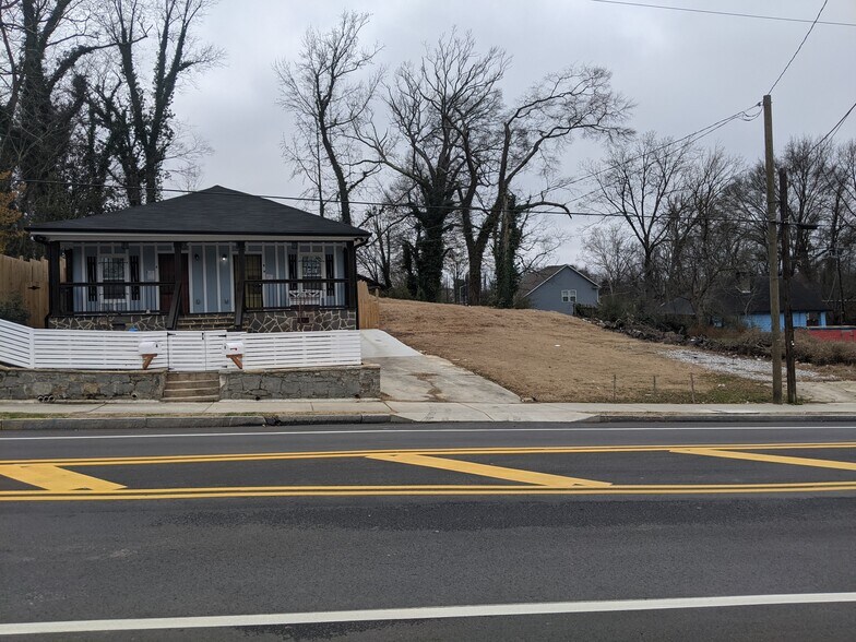 756 Joseph E Boone Blvd, Atlanta, GA for sale - Building Photo - Image 2 of 7