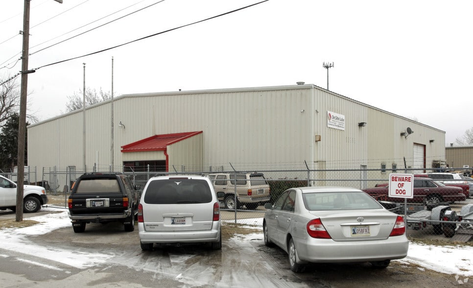10110 E 46th Pl, Tulsa, OK for lease - Building Photo - Image 2 of 15