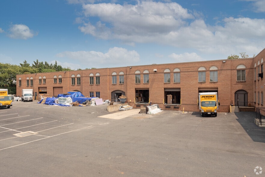 21480 Pacific Blvd, Dulles, VA for lease - Building Photo - Image 2 of 3