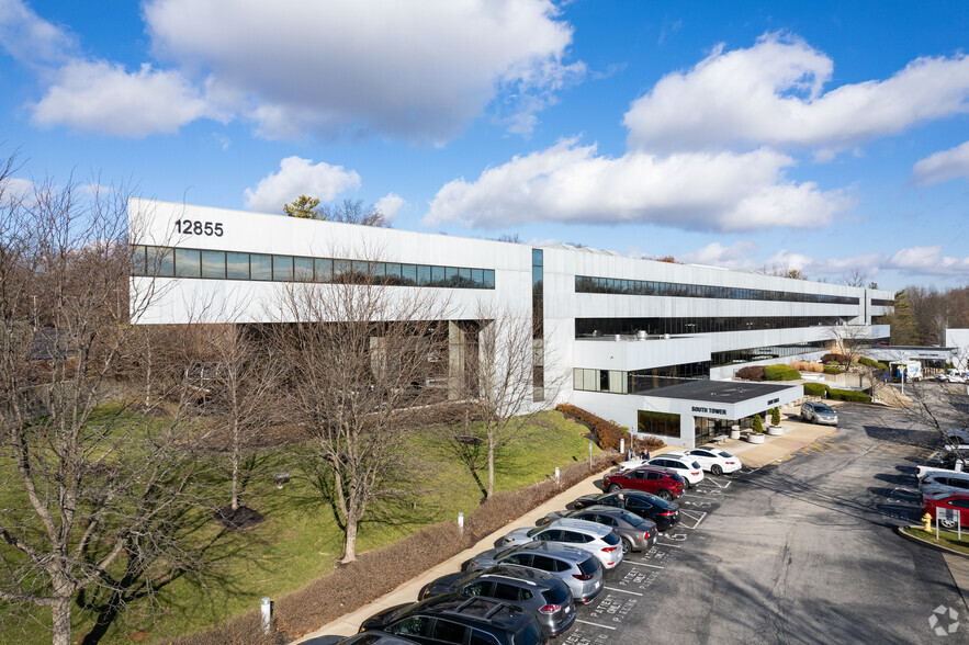 12855 N 40 Dr, Saint Louis, MO for lease - Building Photo - Image 1 of 4