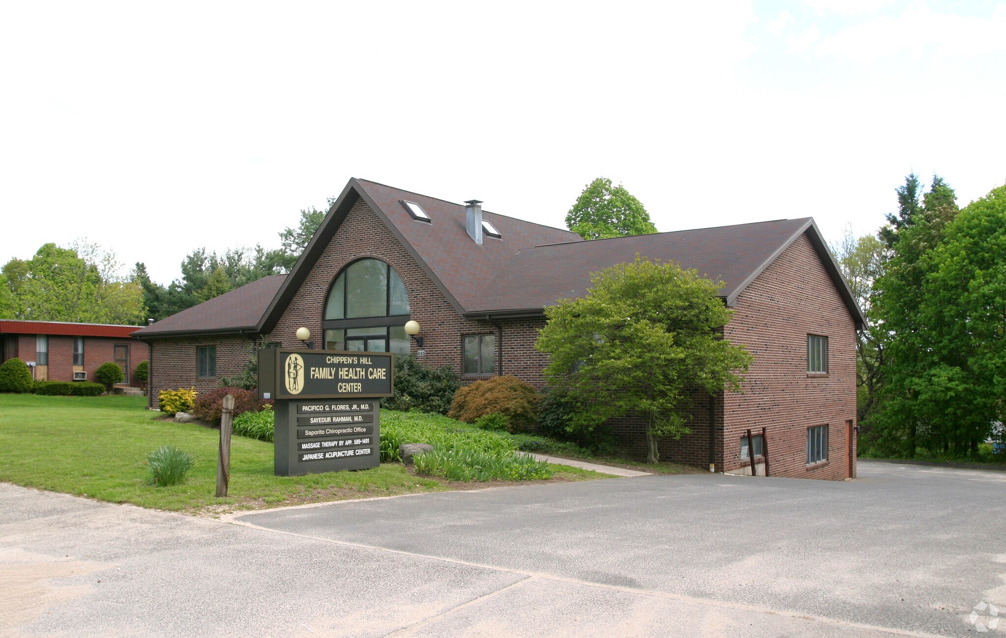 665 Terryville Ave, Bristol, CT 06010 Office for Sale