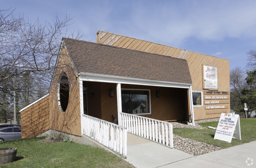 815 Davis St, Hammond, WI for sale - Primary Photo - Image 1 of 1