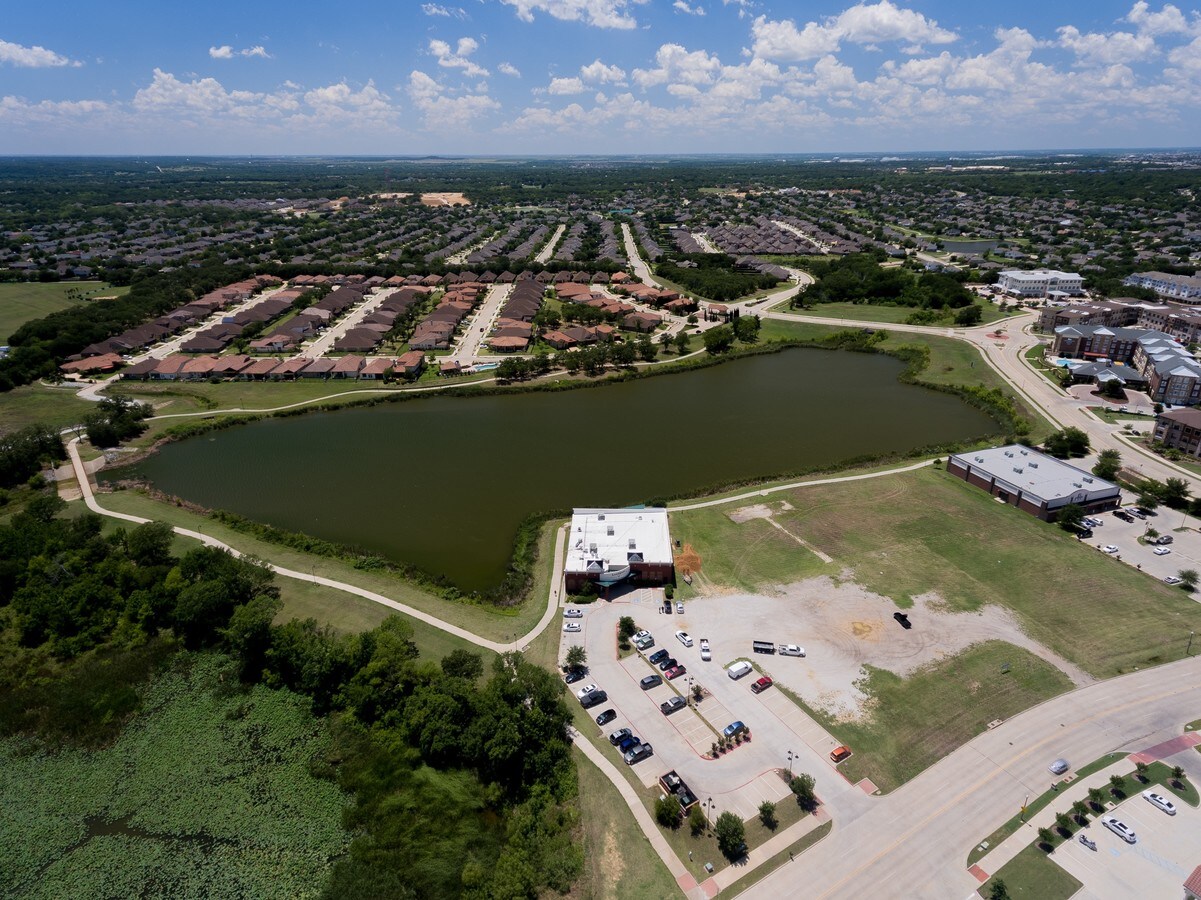 3330 Unicorn Lake Blvd, Denton, TX 76210