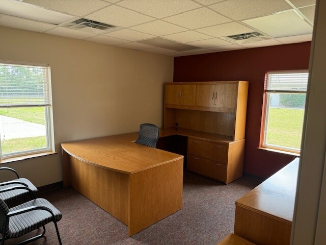 607 N Opportunity Dr, Columbia City, IN for lease Interior Photo- Image 1 of 5