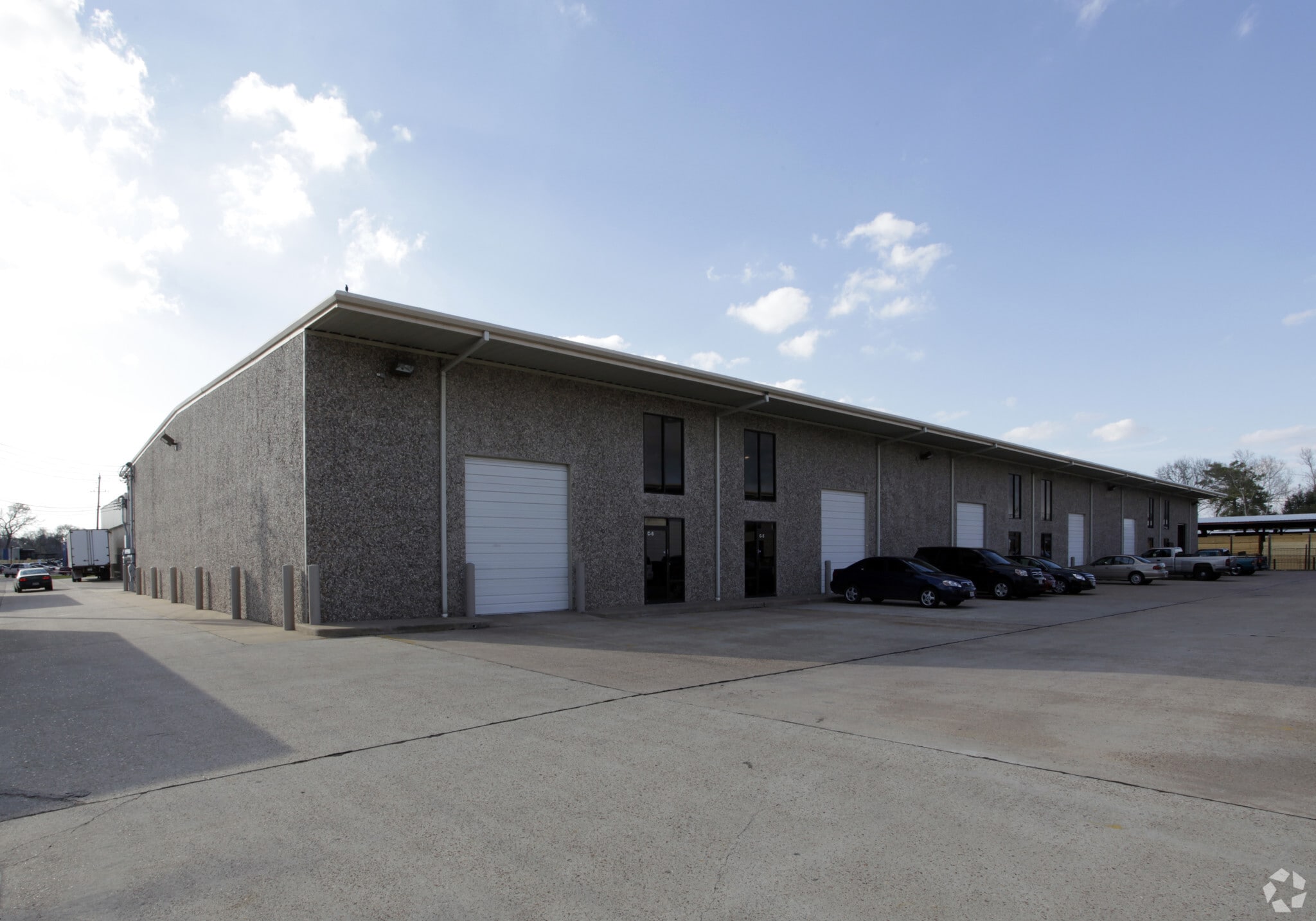 5708 N Shepherd Dr, Houston, TX 77091 5708 N Shepherd