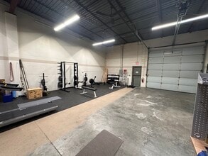 9093 Technology Dr, Fishers, IN for lease Building Photo- Image 2 of 14