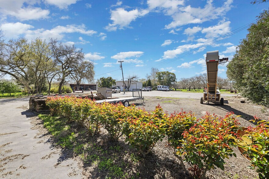 6488 E Eight Mile Rd, Stockton, CA for sale - Primary Photo - Image 1 of 1