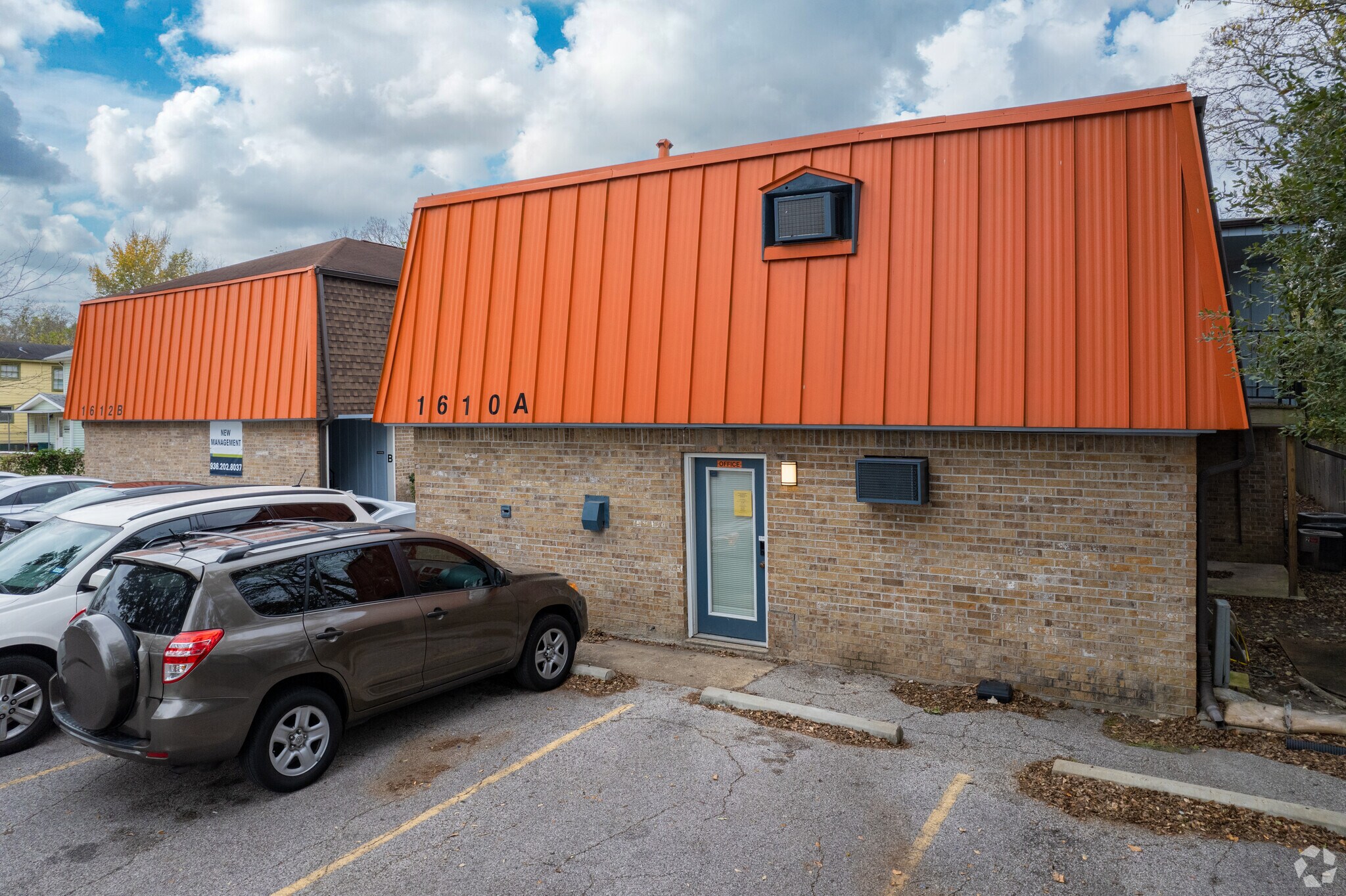 1610 Avenue O, Huntsville, TX for sale Primary Photo- Image 1 of 1