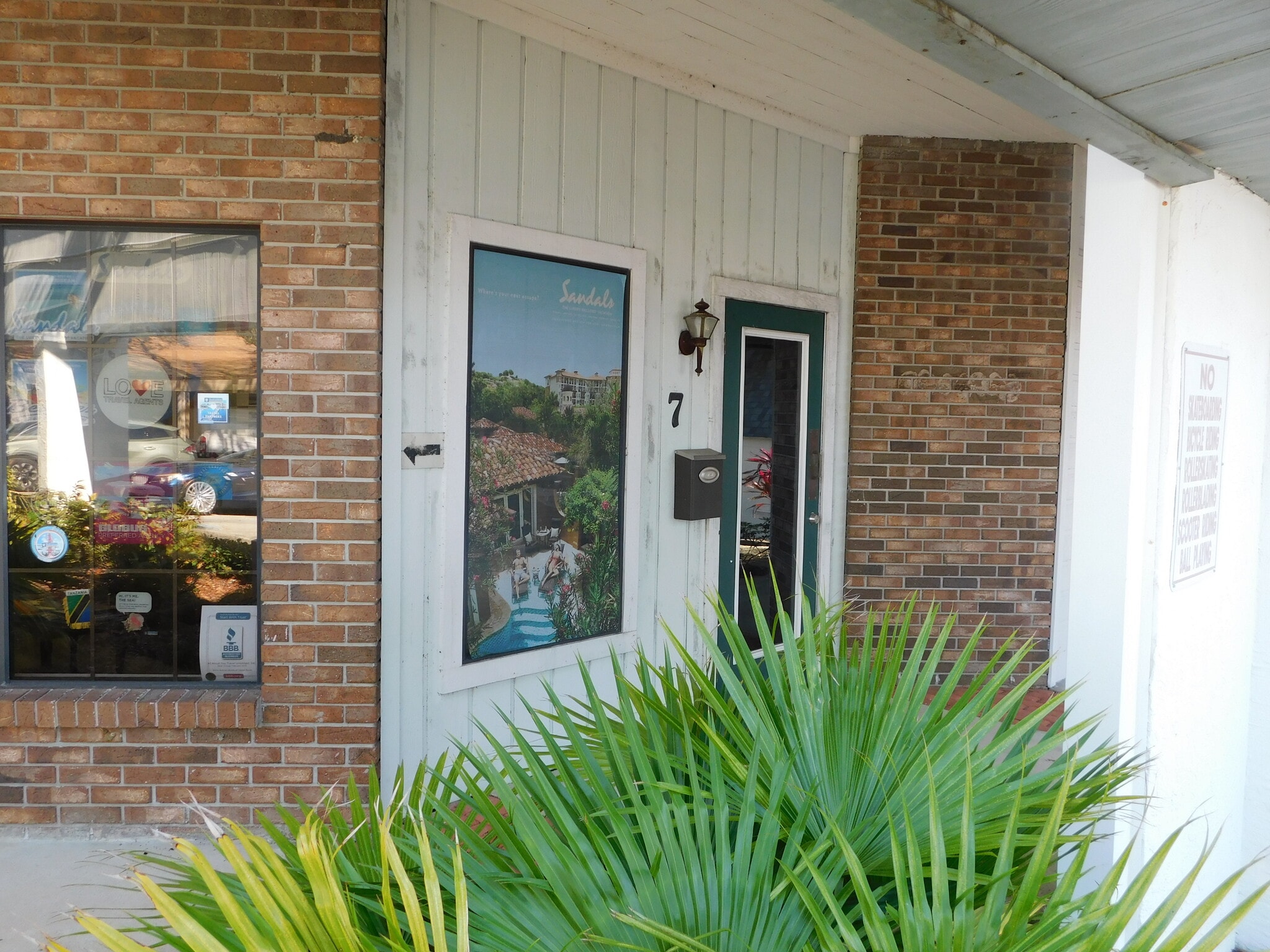 1240 Rockledge Blvd, Rockledge, FL for lease Interior Photo- Image 1 of 6
