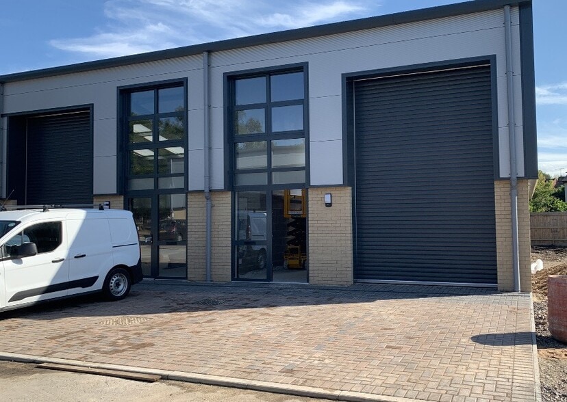 Oakdene Dr, Three Legged Cross for lease - Building Photo - Image 1 of 4