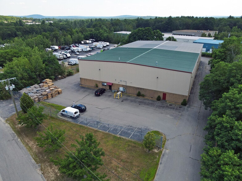 3 Sutton Cir, Hooksett, NH for lease - Building Photo - Image 1 of 1