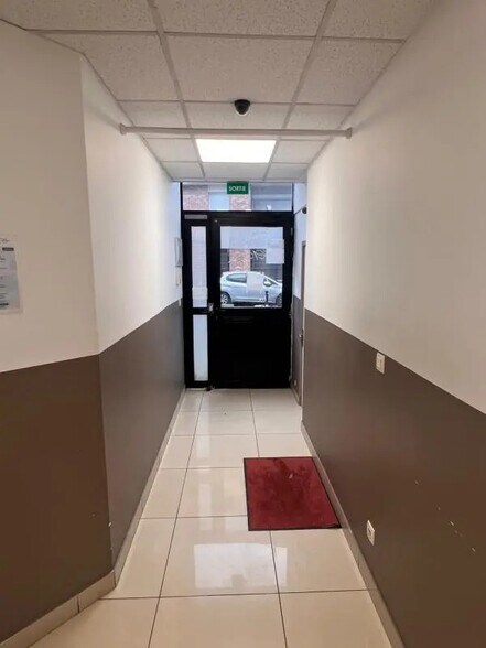 Flex in Lille for sale - Building Photo - Image 3 of 8