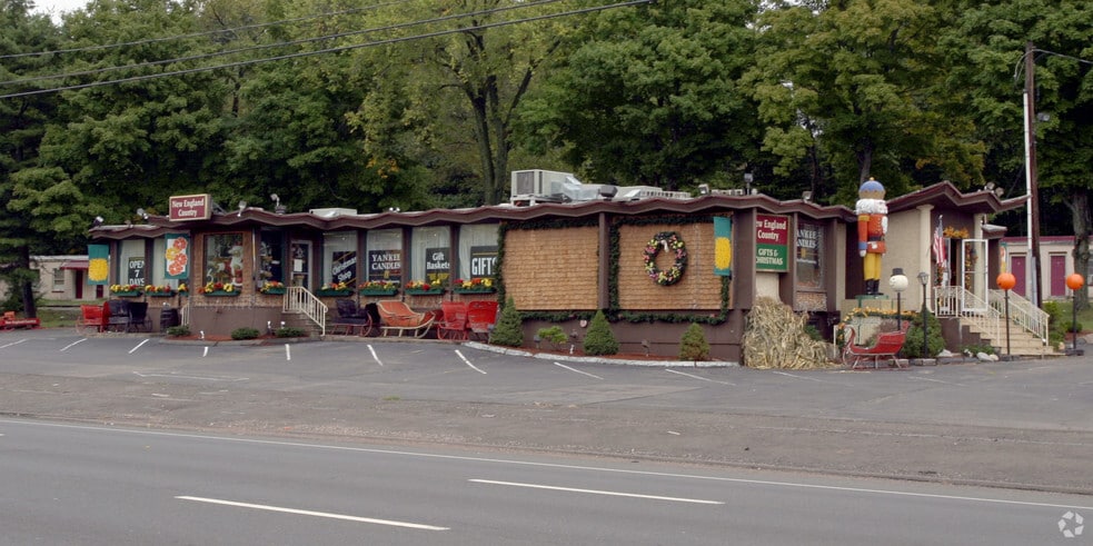 1676-1680 Berlin Tpke, Wethersfield, CT for sale - Building Photo - Image 1 of 1