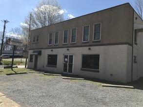 9005 Hiwassee St, Charleston, TN for lease Building Photo- Image 1 of 11