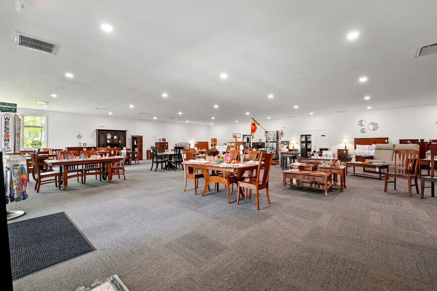 100 American Way, Mercer, PA for sale - Building Photo - Image 2 of 18