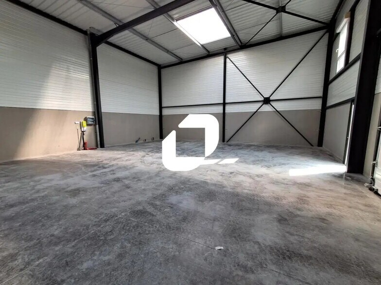 3 Rue De Chardonnet, Wattrelos for lease - Building Photo - Image 2 of 13