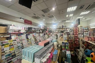 407 Victoria Rd, Glasgow for lease Interior Photo- Image 2 of 4