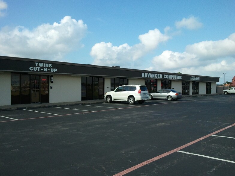 401 E Nasa Rd 1, Webster, TX for sale - Primary Photo - Image 1 of 1