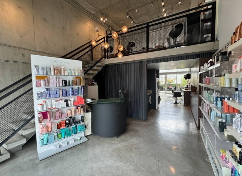 1540 2 Nd Av W, Vancouver, BC for sale - Interior Photo - Image 3 of 3