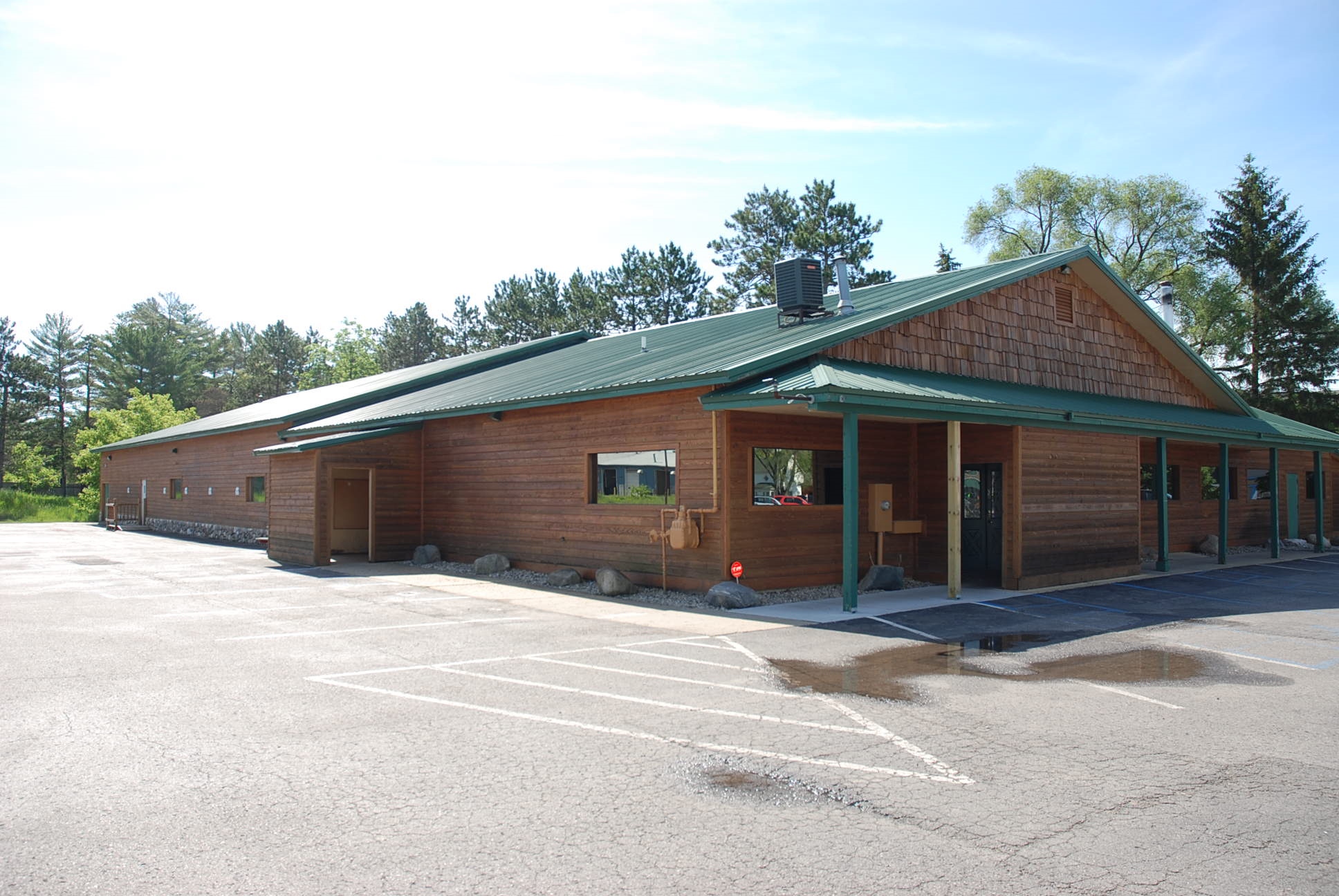 510 N Cedar St, Kalkaska, MI for sale Primary Photo- Image 1 of 1