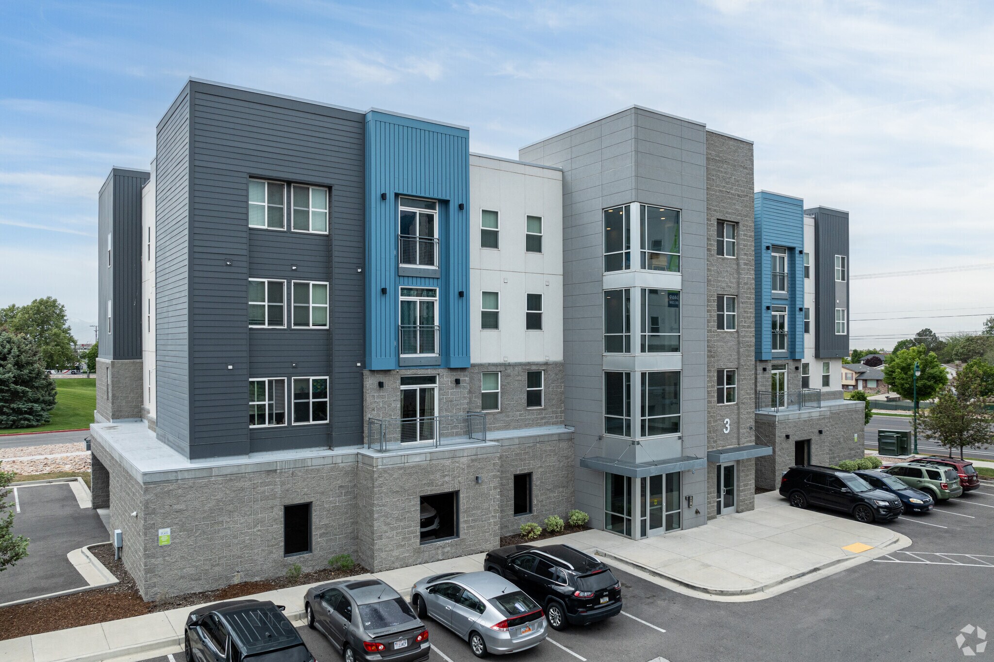 875 S Geneva Rd, Orem, UT for sale Primary Photo- Image 1 of 1