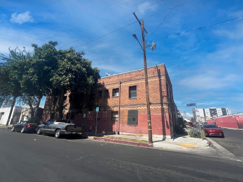 745 Stanford Ave, Los Angeles, CA for sale - Building Photo - Image 2 of 6