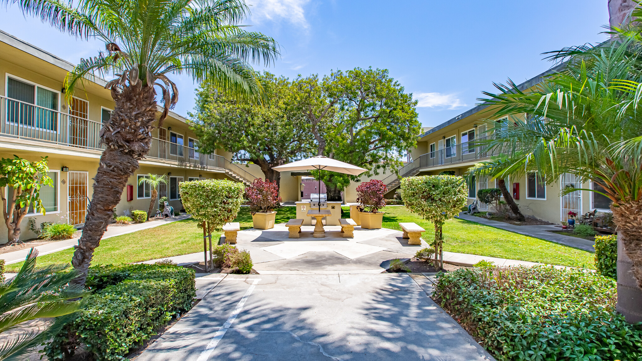 1959-1961 Maple Ave, Costa Mesa, CA for sale Building Photo- Image 1 of 1