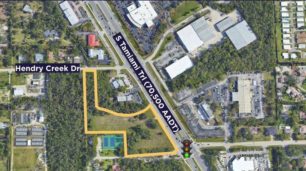 15520 Tamiami Trl, Fort Myers, FL for sale - Building Photo - Image 1 of 3