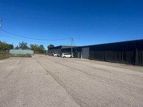 710 Sol Morris Ave, White Pigeon, MI for lease Interior Photo- Image 1 of 6