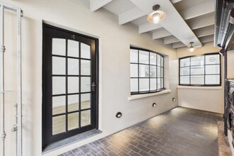 Mill St, Carmarthen for lease Interior Photo- Image 2 of 6