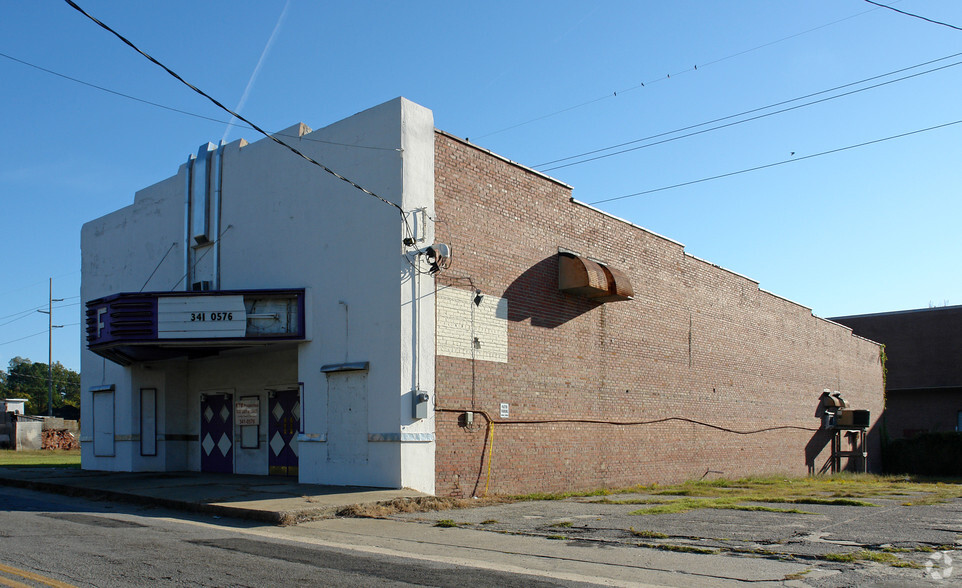 629 Albemarle Ave, Greenville, NC for lease - Building Photo - Image 3 of 5