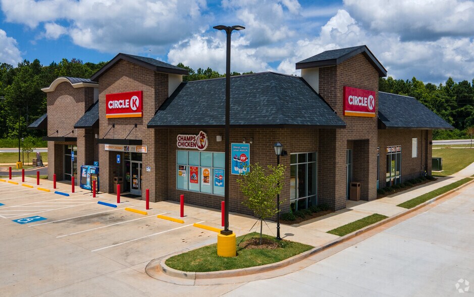 3010 Bill Gardner Pky, Locust Grove, GA for sale - Primary Photo - Image 1 of 1