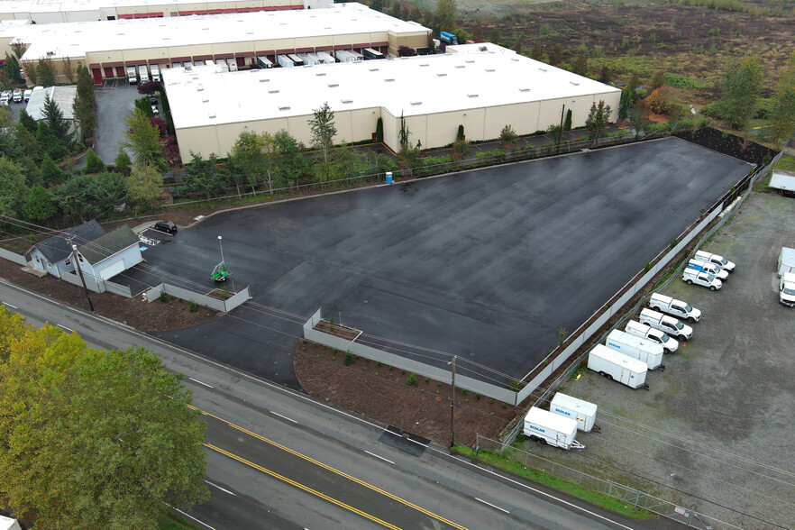 1036 Valley Ave NW, Puyallup, WA for lease - Aerial - Image 1 of 2